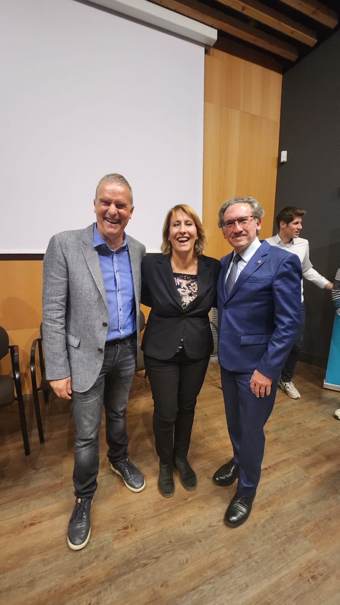 juntsxlavallbas's tweet photo. Avui hem presentat la nostra proposta de govern per a la candidatura a l’alcaldia de la Vall d’en Bas liderada per Toni Arimany i Alicia Caritg #ArimanyAlcalde2023 #juntsxlavalldenbas #gentdedebò #vallemjunts https://t.co/iMkFoZxxgV