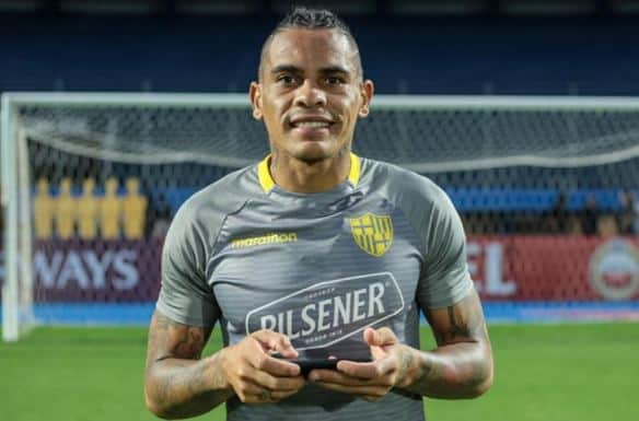 StudioFutbol's tweet image. #Álvez «#BSC me había hecho una oferta, pero no me gustó y le dije que no» studiofutbol.com.ec/2023/03/23/alv…