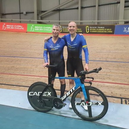 ThirtyOnDoc's tweet photo. MASSIVE thanks to our new Executive Producer, Peter Horton! Peter actually rode with Team Skipper in 2021 and will join the team again in 2024. 

This past weekend, alongside cyclist Matt Bottrill, Peter cycled 168.476 miles over a six-hour period at a remarkable average speed of 28.08 miles per hour - breaking the Guinness world record (pending World Ultracycling Association certification). All while raising money for Cyclists Fighting Cancer

More on that here: https://t.co/yDTckuQJAH

We are so stoked to have another accomplished cyclist join our team! 

ONLY 33 HOURS TO GO!! We are SO close to making this doc a reality - ANY amount helps get us there! https://t.co/GM2j5YUMa6 

#thirtyondoc #raam #raceacrossamerica #wuca #cycling #ultracycling #guinnessworldrecord #kickstarter #documentary #cyclistsfightingcancer #helpingkidswithcancer #rideforus #ridewithus #worldrecord #ultracycling #bikechallenge #peopleareawesome #justdoit