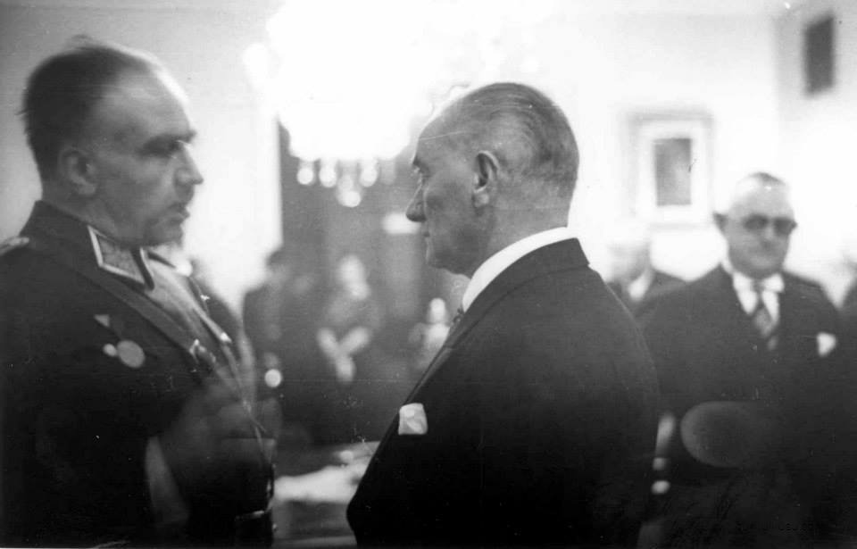 "Türk çocuğu ecdâdını tanıdıkça daha büyük işler yapmak için kendinde kuvvet bulacaktır." —Atatürk