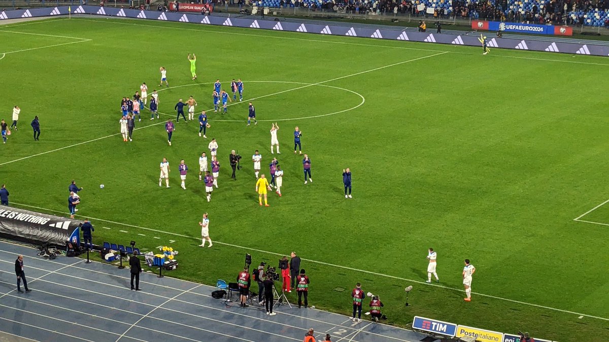 nick_murrell's tweet photo. Tonight's entertainment came from the Diego Armando Maradona Stadium in Naples.
Excellent win!
#ITAENG
#englandaway
#EFOT https://t.co/Cf2KqqIBTe