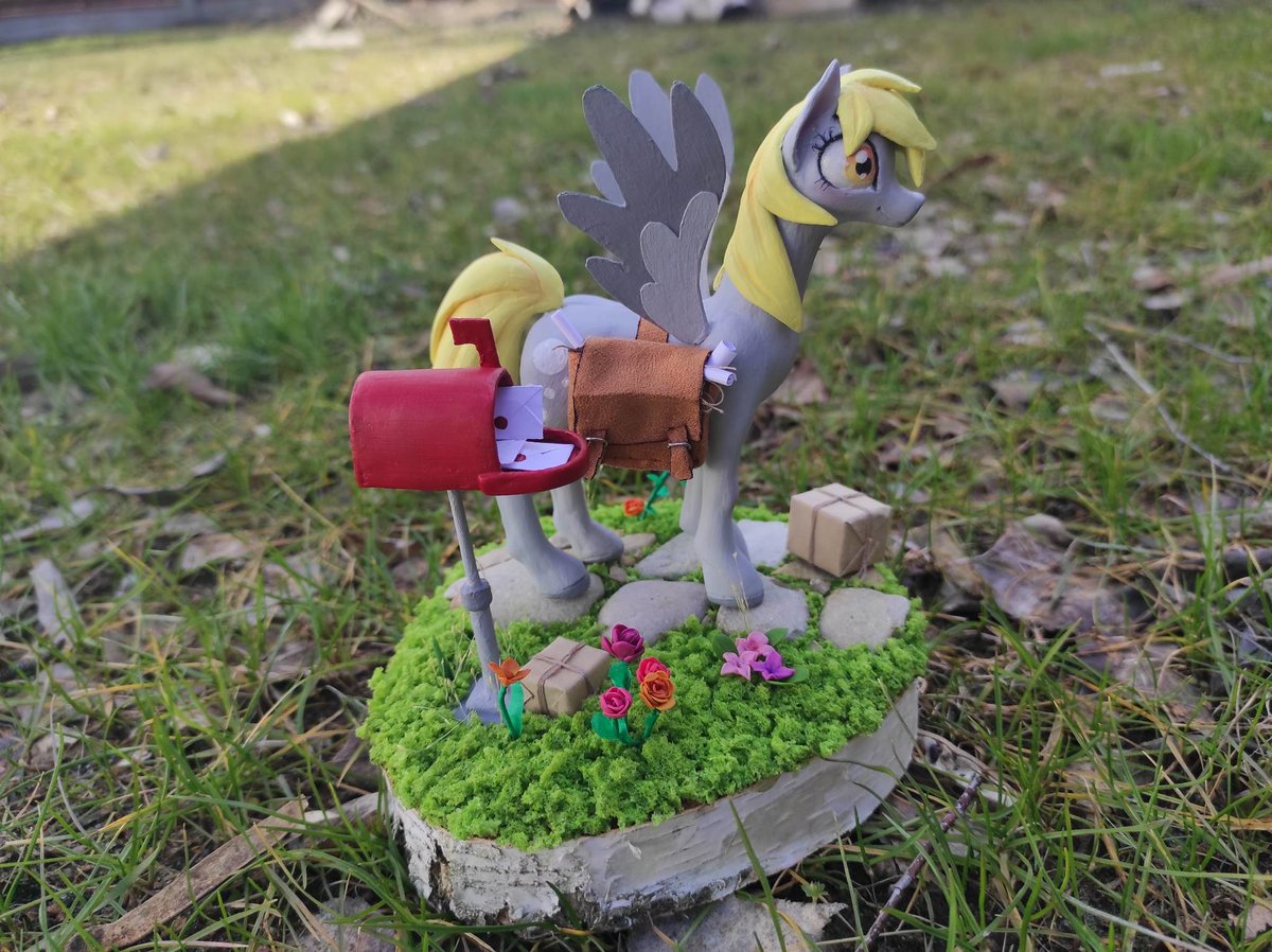 SchizophrenicFox tweet media