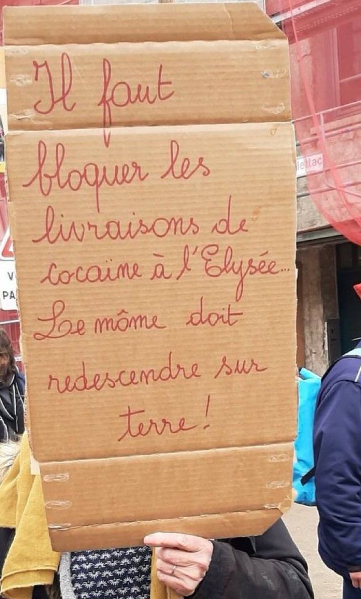 MaryMbois's tweet photo. Je pleure de rire !!! 😂😂😂🤣🤣🤣🤣🤣😭😭😭😭 https://t.co/rqor4JScZX
