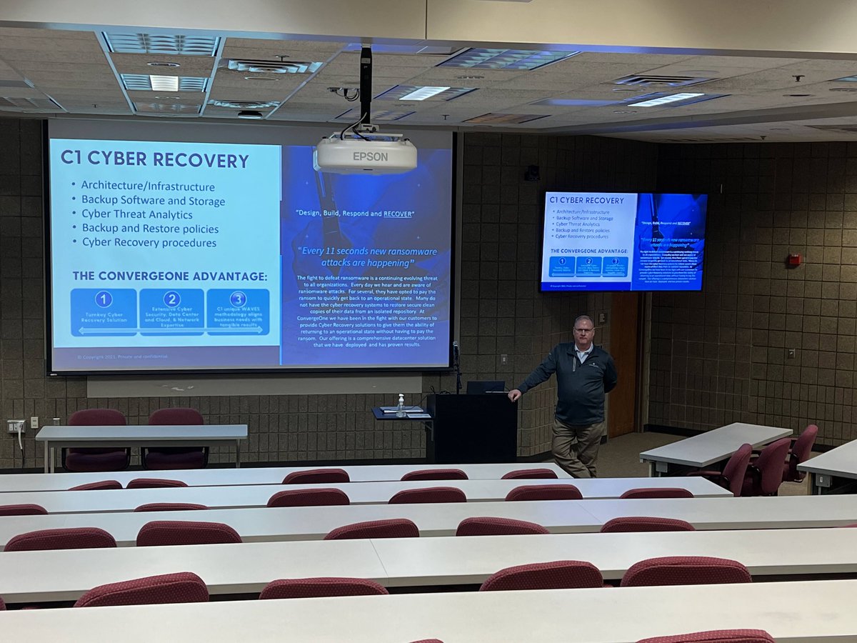 SDVMUG's tweet image. Kicking off the @SDVMUG with Michael from @Converge_One talking Cyber Recovery @MyVMUG