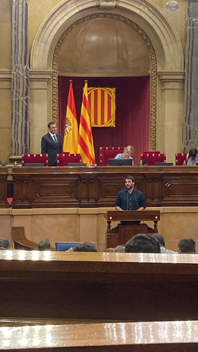 jordiduarte70's tweet photo. Aquesta tarda representació del Baix Llobregat  acompanyant el diputat d’@EnComu_Podem, Lucas Ferro,presentant una  moció per millorar la mobilitat sostenible a la nostra comarca. #BaixLlobregat

❌ No a l’ampliació de l’aeroport 

✅ Sí  a la connexió i ampliació del Tramvia. https://t.co/AujEuYQNxq