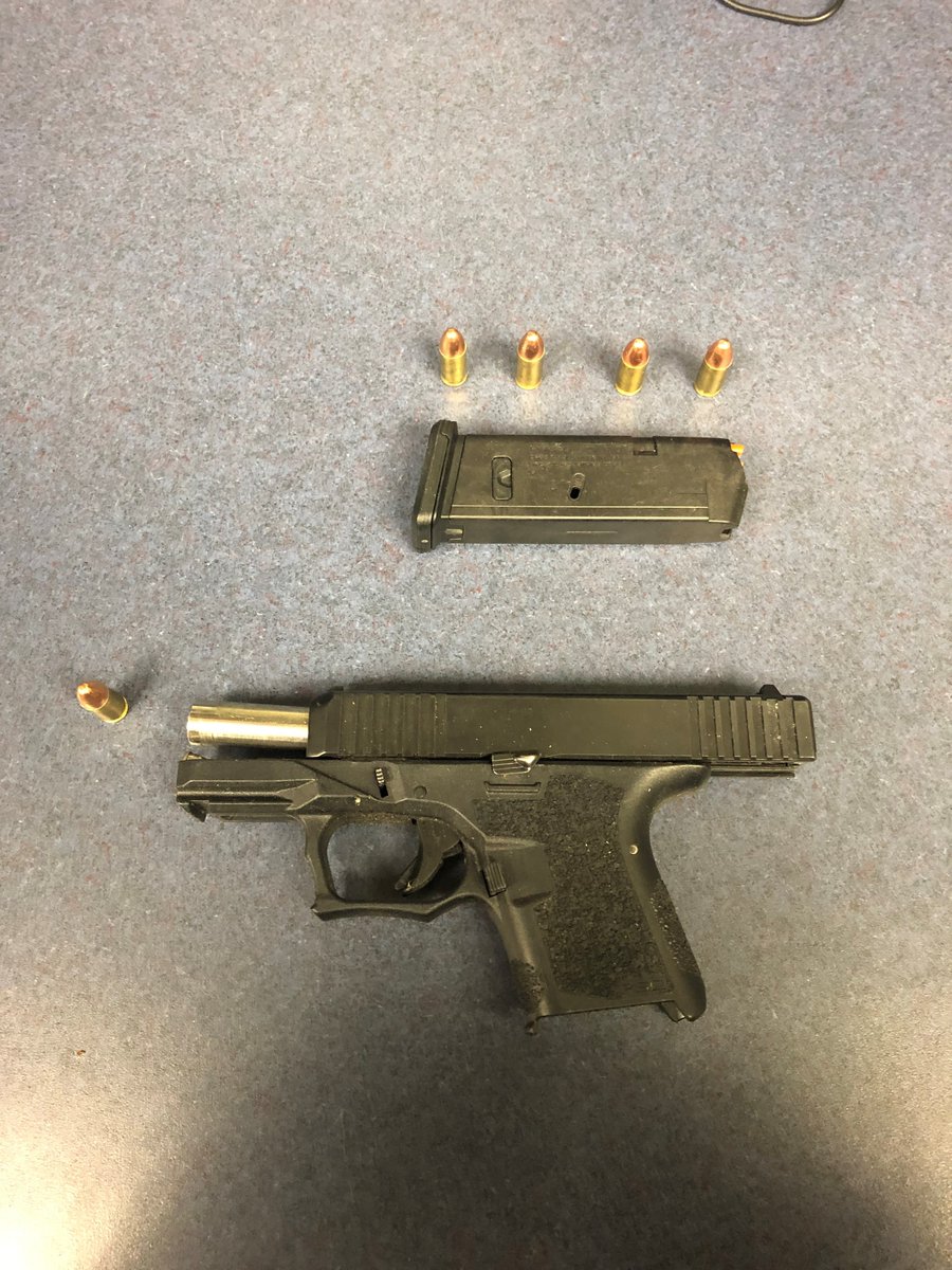 HaywardPD's tweet photo. Hayward PD, CHP, and community collaborate to arrest two for assault with a deadly weapon; two handguns recovered. 

Click the link to read more:
https://t.co/yclvc9czMn

#SaferHayward #HelloHayward #HaywardPD

@CHPcastrovalley https://t.co/KSIe3gvgD8
