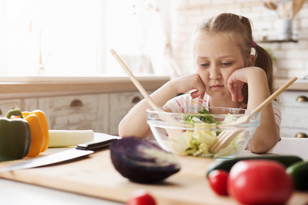 LOHealthNews's tweet image. The Pitfalls of Being an Almond Mom: How to Promote Healthy Eating Habits Without Going Overboard: lttr.ai/9pbb

#NegativeEffects #StrictDietaryRules