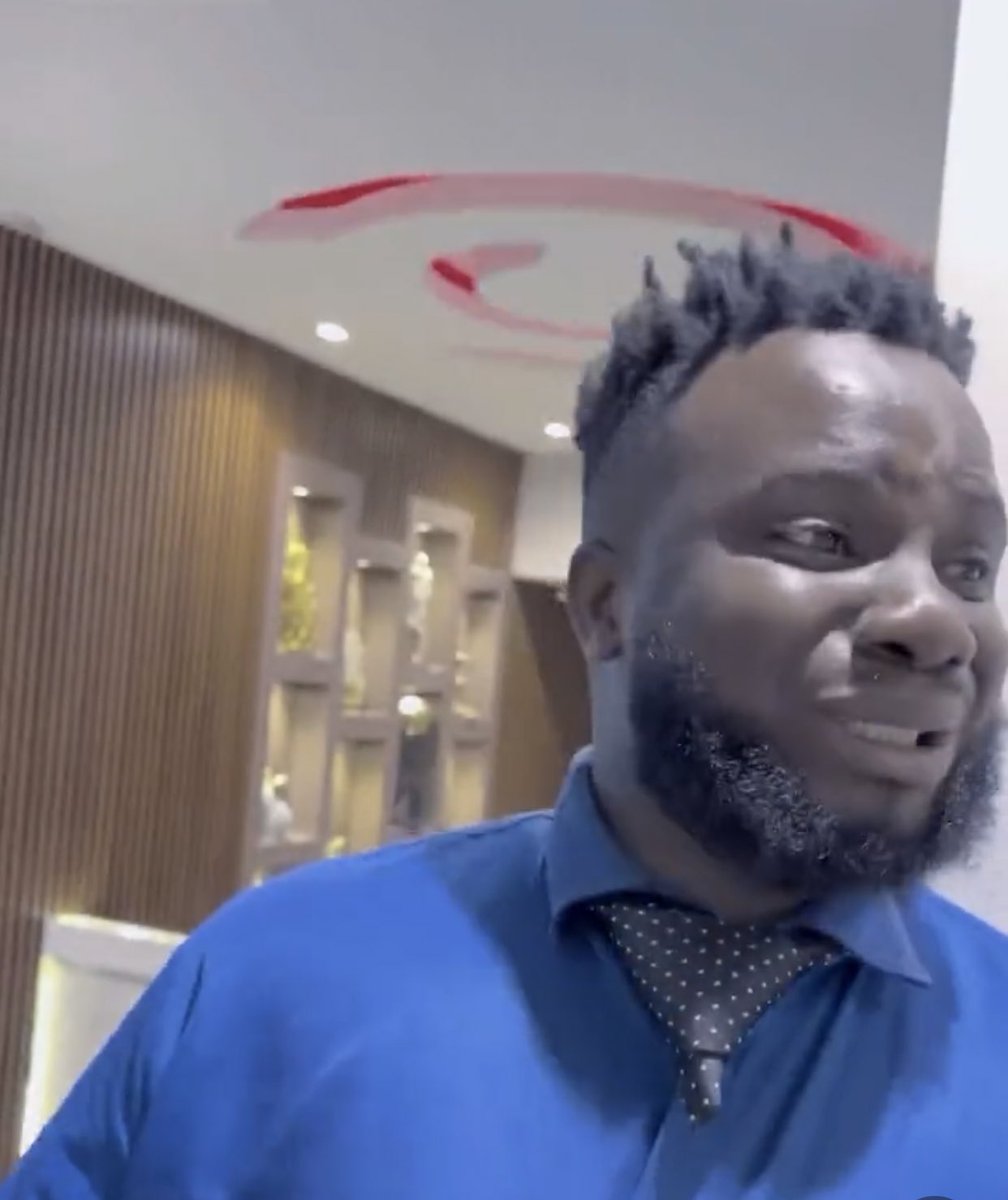 PMalaga2022's tweet image. Unohora 100 yuwesi a month but you give papa 10% of that every month😭.

 Papa is making millions from looting gold and he returns nothing to church😂.

Bata hana yako uti ndiri Doto😭😂😂