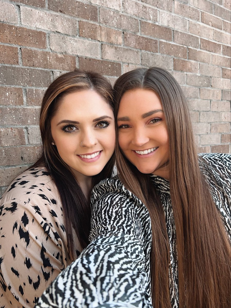 tchame23's tweet photo. ya know… just killed our interviews today 🤪🩺 t-minus 4 weeks 🎓 https://t.co/7HdYYqhCx4
