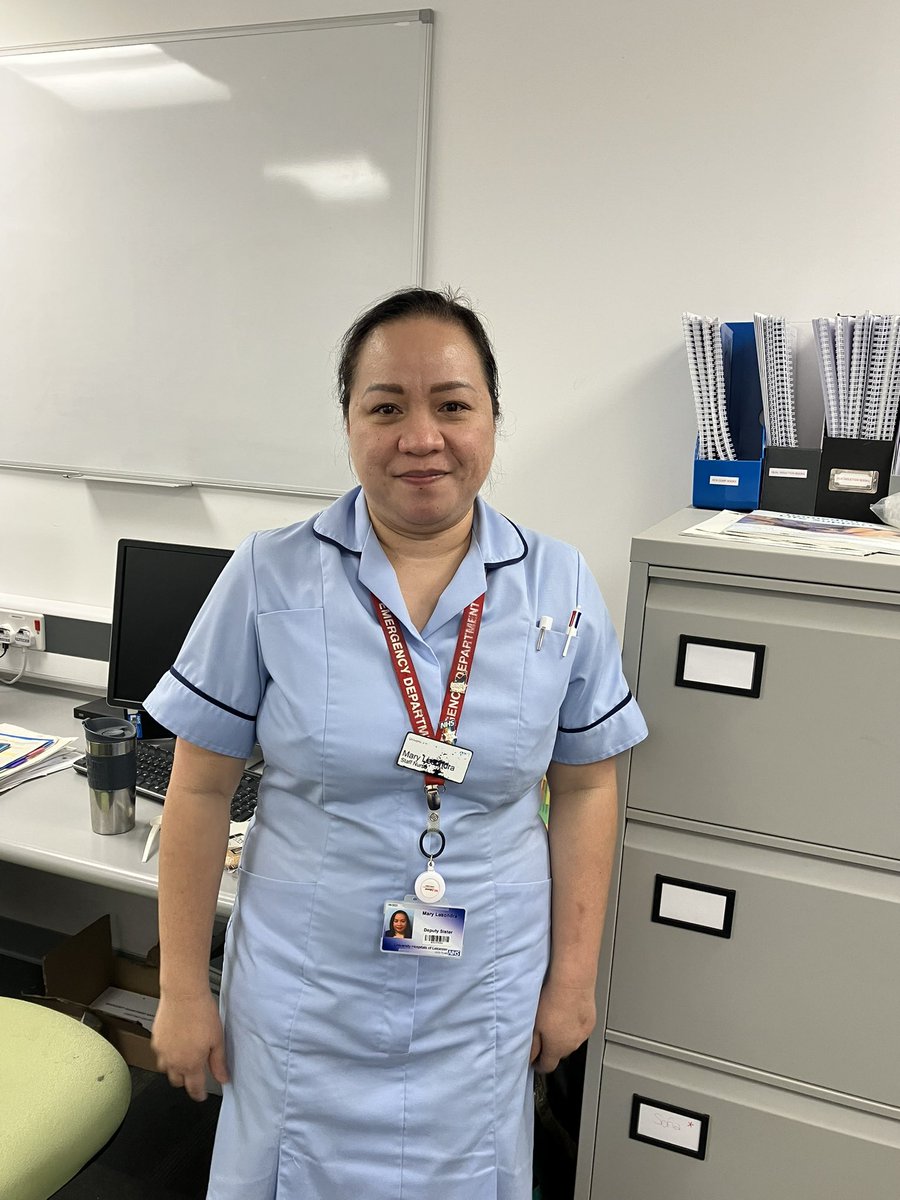 Congratulations to our Deputy Sister Mary on completing her Band 6 development book and all levels (including higher) of the grading!!! Well done!! 🎉 
#ED #grading #nurse