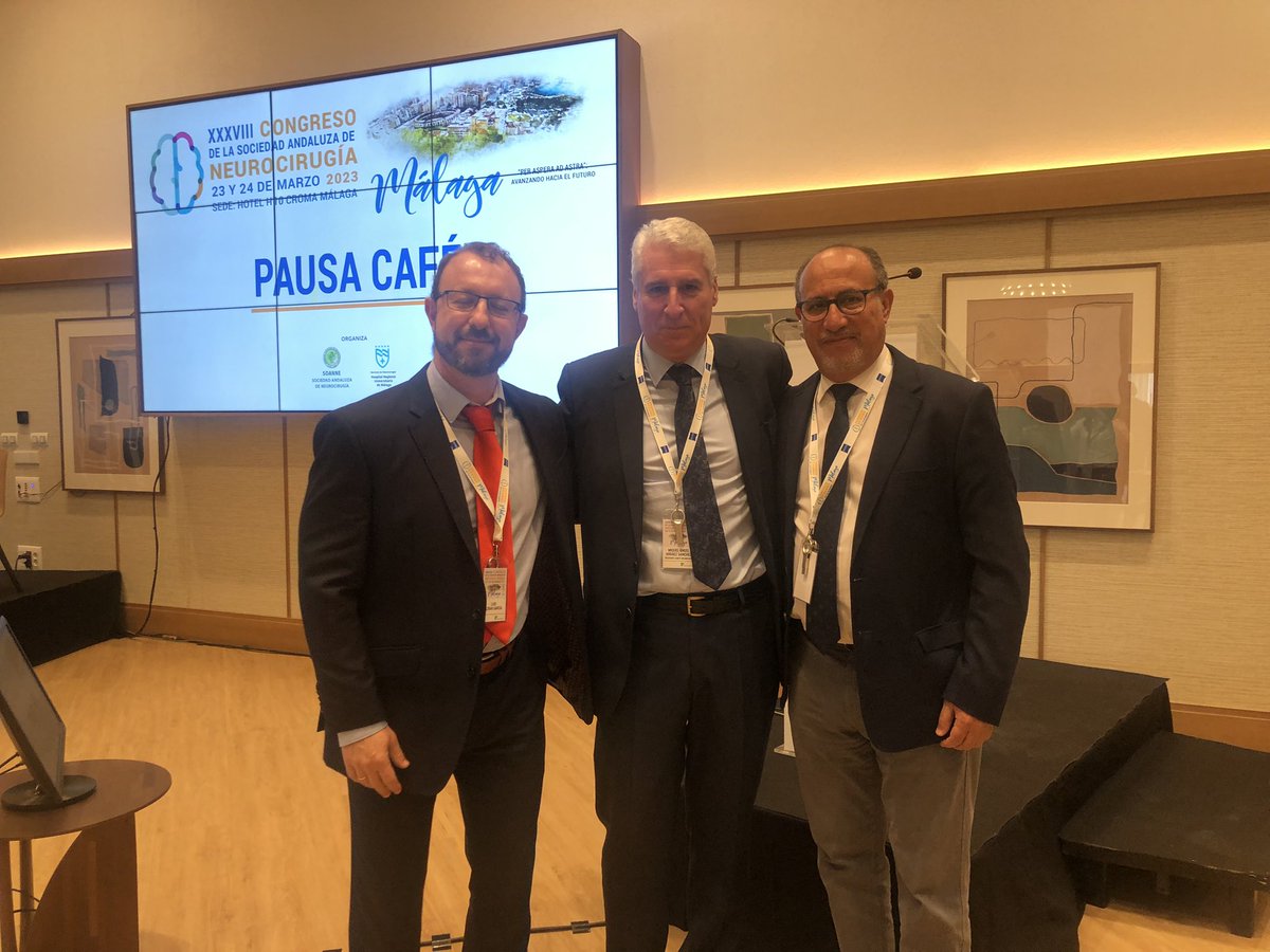 barkanimelilla's tweet photo. Aprendiendo en el XXXVIII Congreso de la Sociedad Andaluza de Neurocirugia, con mi compañero y amigo el Dr. M. Ángel Arráez, Pte del Comité Organizador. Siempre es un placer el reencuentro @habibaismail @MELILLA_HOY @ondaceromelilla @ElFarodeMelilla https://t.co/2VQN7FkACP