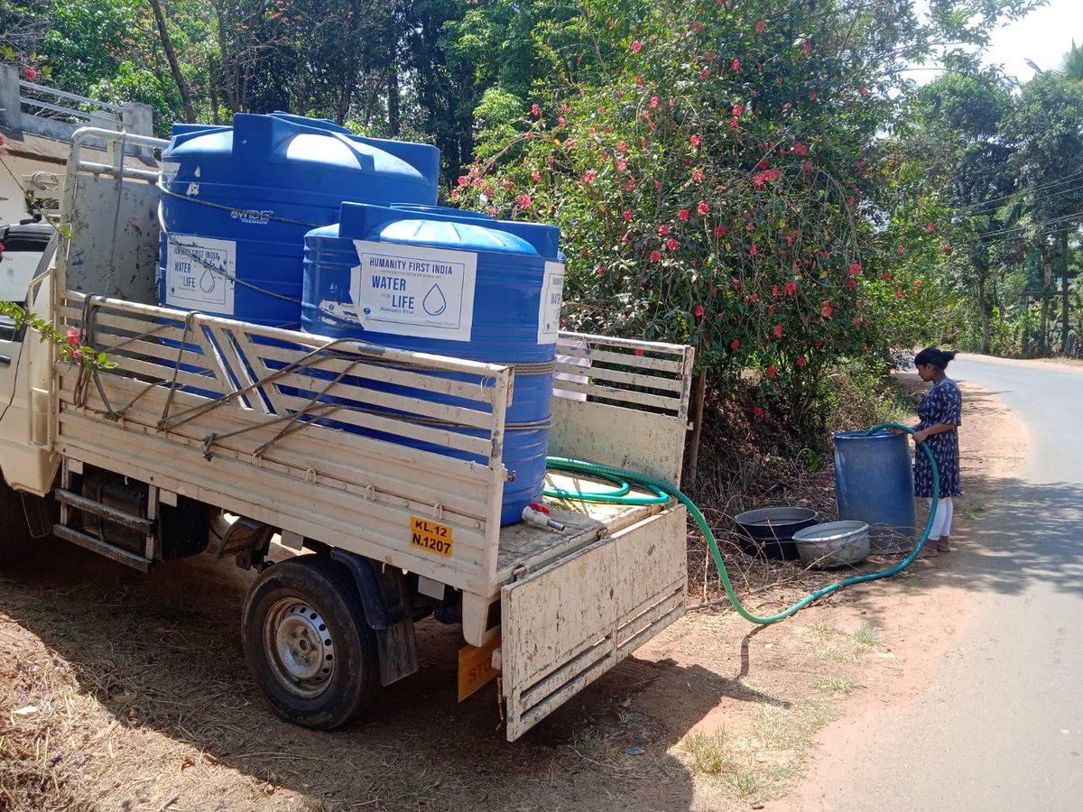 HFI1995's tweet photo. Whether it is emergency supply or village installations, HF is fighting to ensure that rural communities have access to safe drinking #water 

#WorldWaterDay https://t.co/QLxWSOqcM0