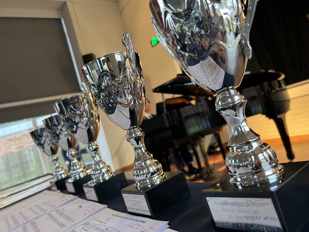 ArnoldLodgeNews's tweet photo. The stage is set and we are all ready and excited for the Final of ALS Young Musician of the Year! ☺️🎶 #ALSMusic https://t.co/kvPUnP23C1