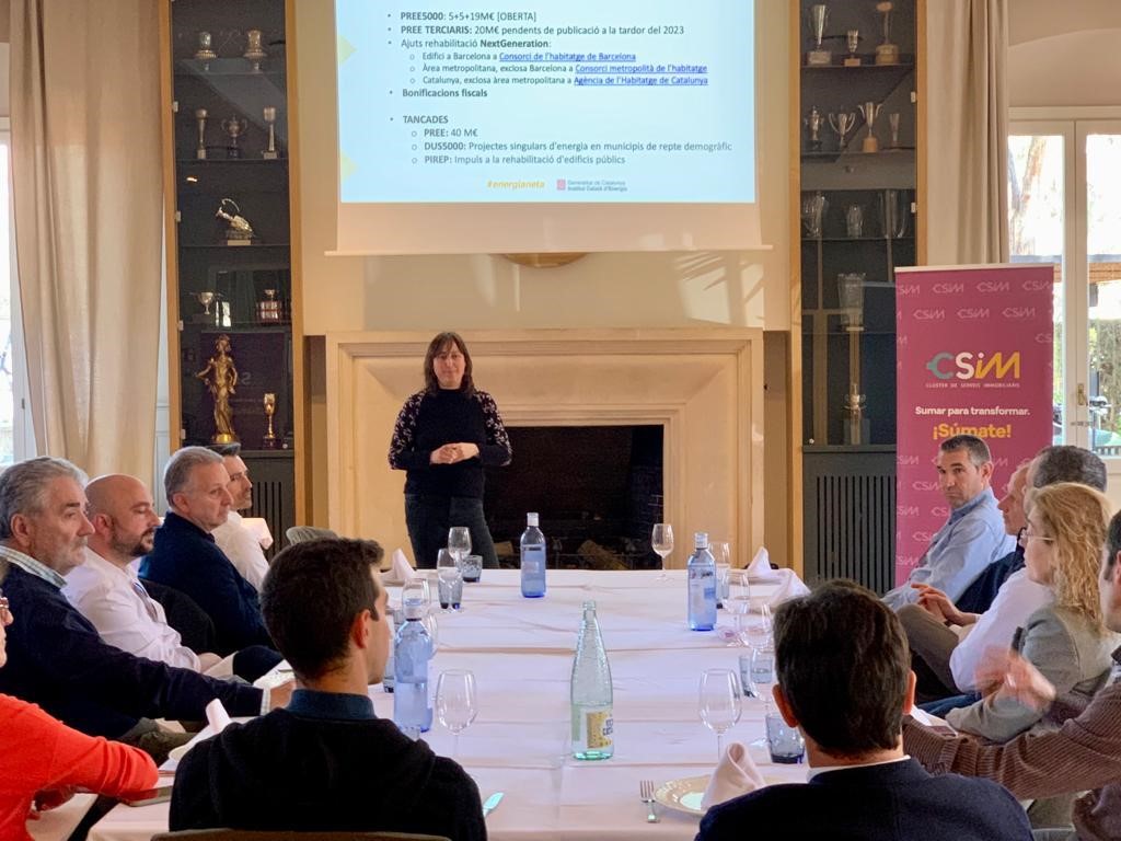 Cluster de Servicios Inmobiliarios (@csimcluster) on Twitter photo Avui hem comptat amb la participació de la Marta Morera, directora de l' #ICAEN, en la primera trobada CSIM on hem pogut establir un diàleg molt proper i productiu sobre el procés de rehabilitació i el model de transició energètica a Catalunya. Gràcies per acompanyar-nos! Avui hem comptat amb la participació de la Marta Morera, directora de l' #ICAEN, en la primera trobada CSIM on hem pogut establir un diàleg molt proper i productiu sobre el procés de rehabilitació i el model de transició energètica a Catalunya. Gràcies per acompanyar-nos!