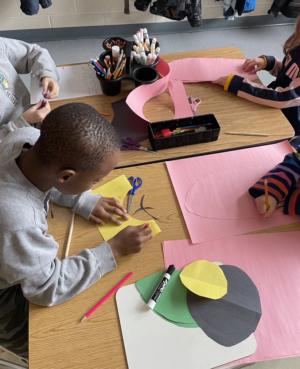 Miss David tweet media