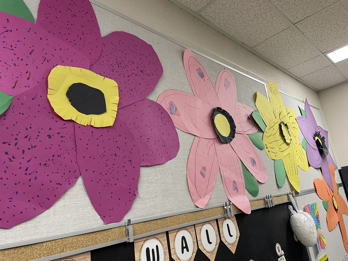 Miss David tweet media