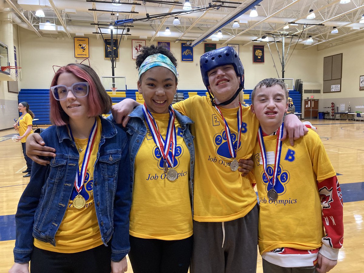 wilkinson_ccr3's tweet photo. Big shout out to East Buchanan Special Education Department for hosting Job Olympics. Our students learned so much and had fun! https://t.co/MFG3J2Hsjm