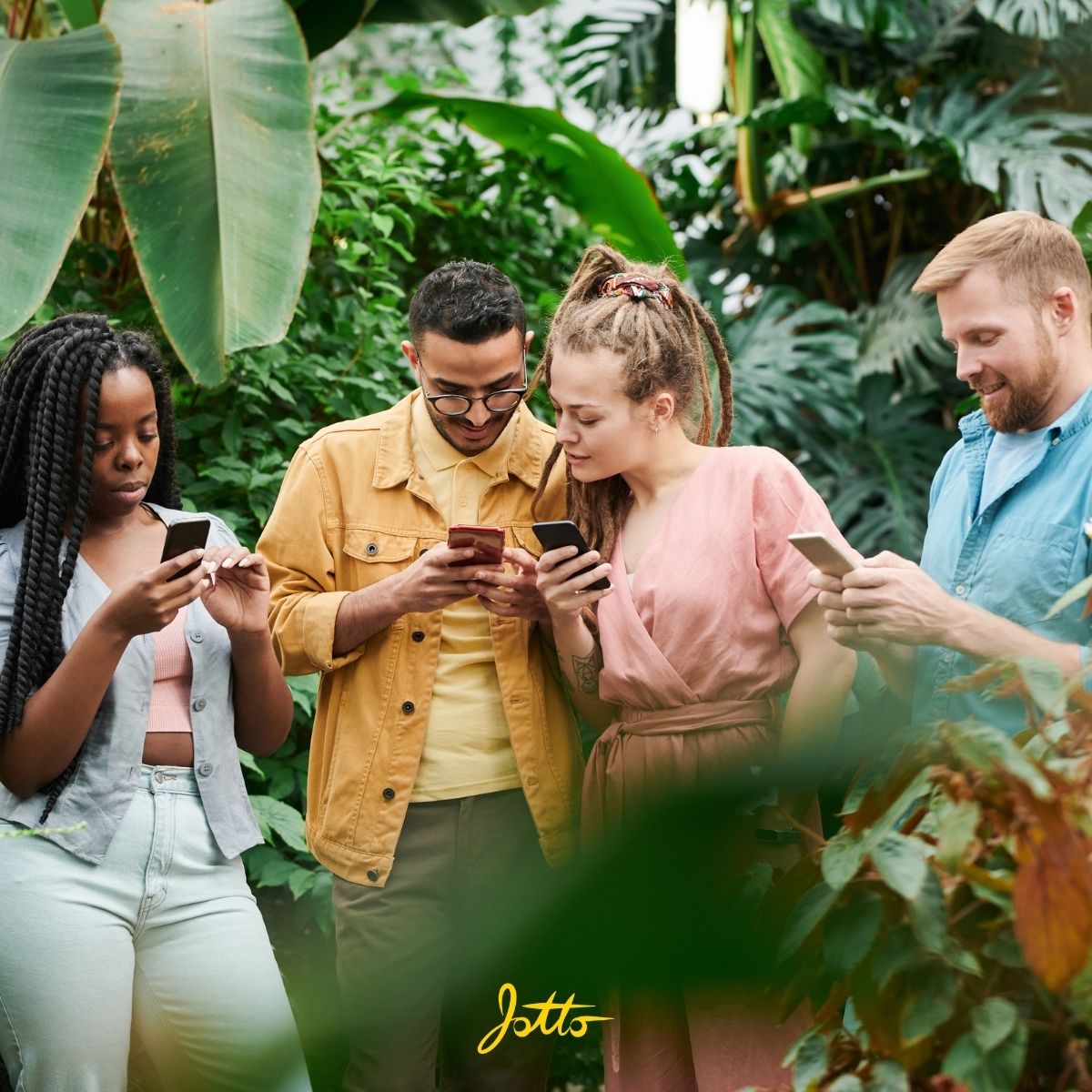 jotto_video's tweet photo. Instant #massmessages built for everyone! 

With Jotto, organizations can publish instant push notifications without compromising the user's personal info. 
It's all about security and trustworthy #communication. 

Book a demo and see how it works - https://t.co/K2mKODmZ4y https://t.co/iiqOcLxsqp