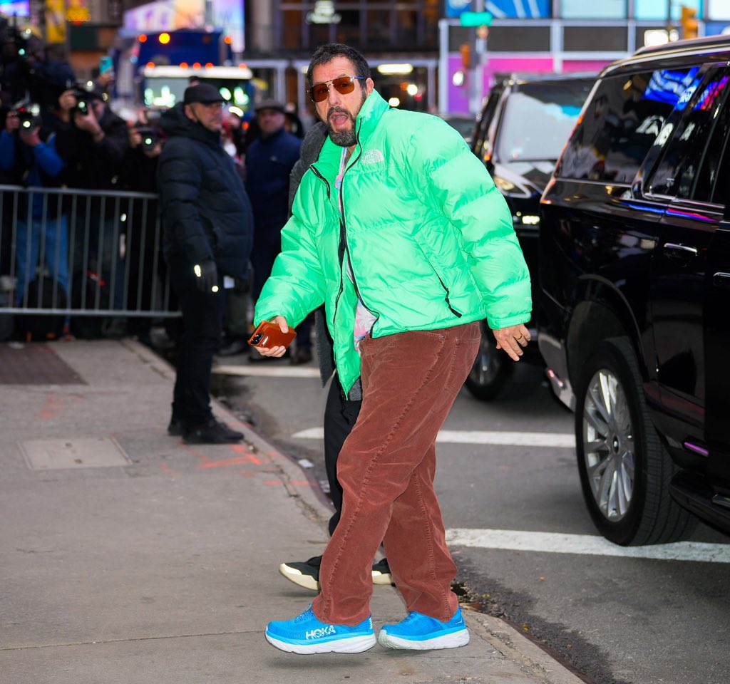 ChicksInTheOff's tweet photo. Drip God Adam Sandler 🤧💯 https://t.co/LqjSa2jqQe