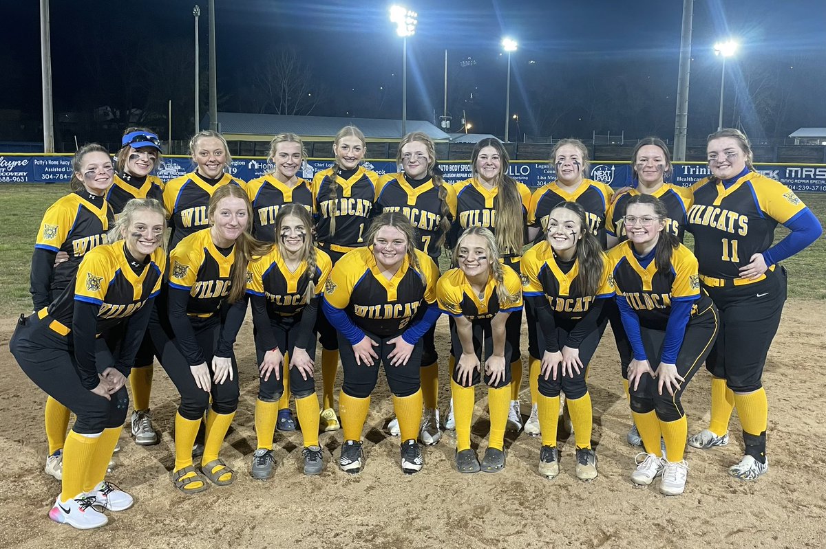 Great start to my Sophomore year! Glad I was able to help my team with the walk off HR. <a href="/vaunitycurry/">VA Unity - Curry</a> <a href="/CoastRecruits/">Coast 2 Coast Recruits</a> <a href="/ImpactRetweets/">Impact Promotions</a> <a href="/DrCoachBrown5/">Megan Brown PhD</a> <a href="/coachmegsmith/">Megan Smith Lyon</a> <a href="/coach_morris13/">Alyssa</a>