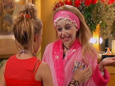 deadpoetstan's tweet photo. 17 anni fa iniziava Hannah Montana E VITE CAMBIARONO PER SEMPRE

🫀 https://t.co/GE4LjEDUjM