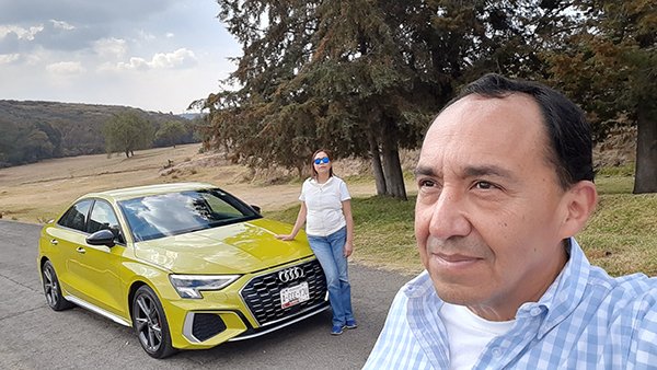 NetcarMexico's tweet photo. ¿Cuantos hp tiene el Audi S3 2022? conócelo en el #Podcast con la #reseña aquí: https://t.co/56tlV5C2Ts
#NetcarNoticias #ABCMotoresRadio #AudiS3 #ComprarAuto #ComprarCoche #Coche #Auto @AudideMexico https://t.co/N849eNlafP