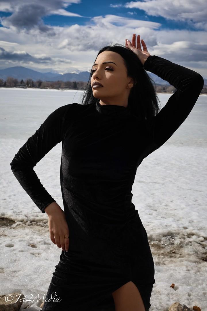 young_keirra's tweet photo. 📸 @jet2media 
Model @keirra_young 
Camera @canonusa https://t.co/iqBxKcMslF