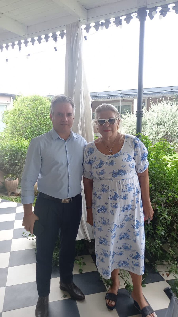 Muchas gracias, <a href="/elisacarrio/">Elisa Lilita Carrió</a> por tu apoyo, la confianza y tus palabras de aliento. No vamos a dejar que las mafias se lleven por delante nuestro país y nuestras instituciones.