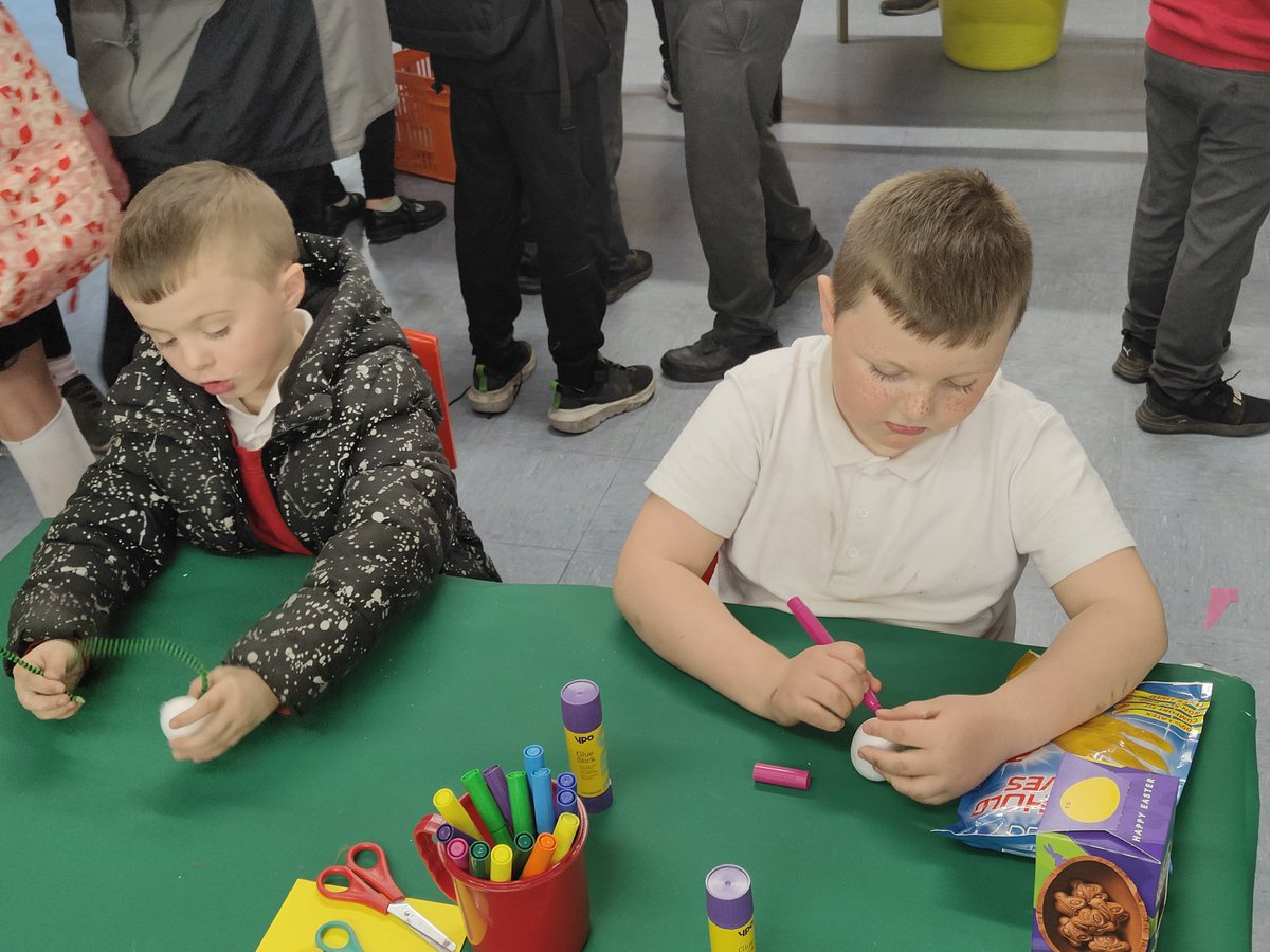 Seven Stars Primary School tweet media