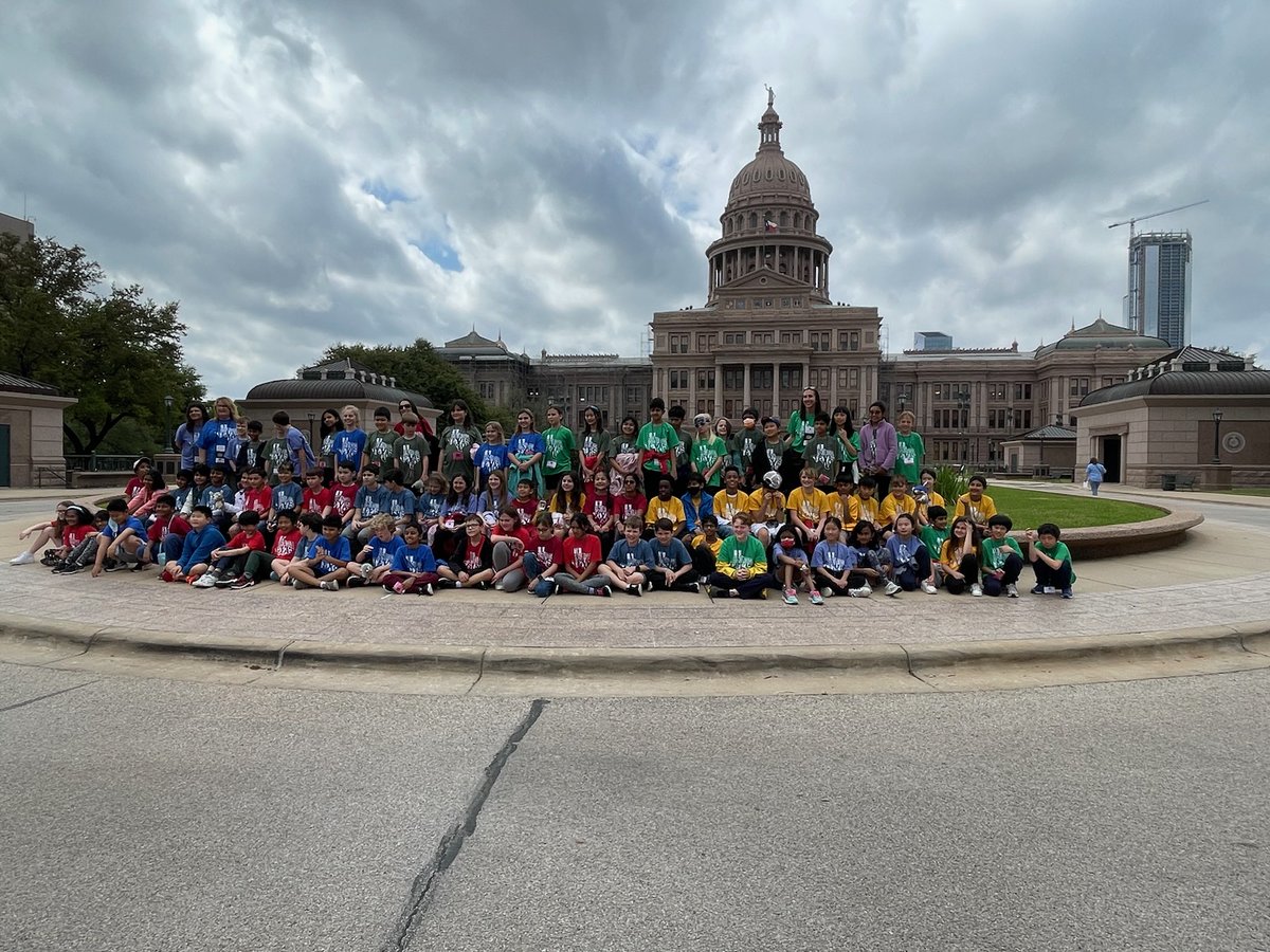 Lakeside 4th grade at the Capitol❤️ #lakeside2223