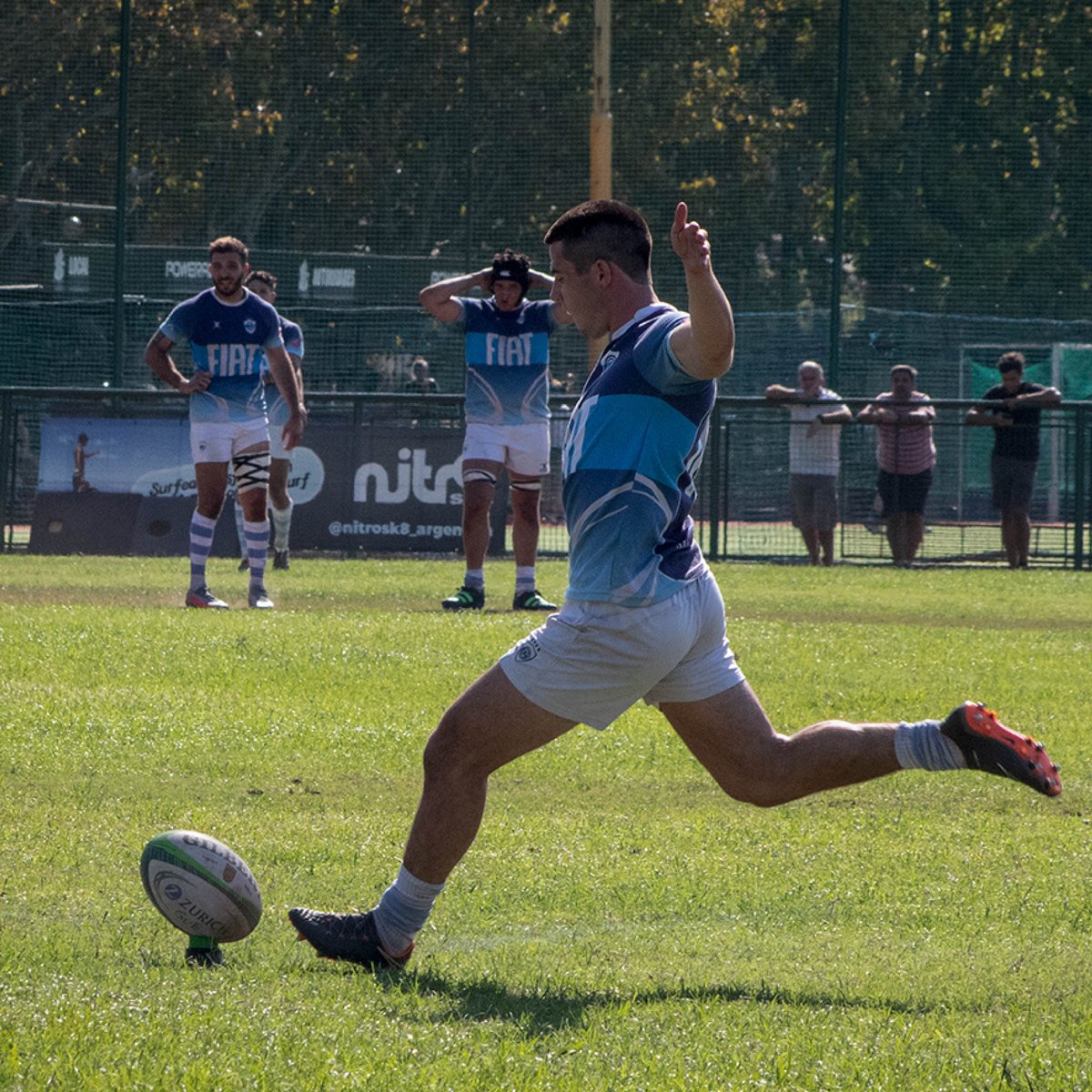gebaoficial's tweet image. El pasado sábado, los planteles de las divisiones Primera e Intermedia de @rugbygimnasia🏉 hicieron su debut en el campeonato como locales frente al club San Carlos en la cancha de la Sede San Martín.
Primera: GEBA 40-33 San Carlos
Intermedia: GEBA 19-15 San Carlos
Vamos #GEBA