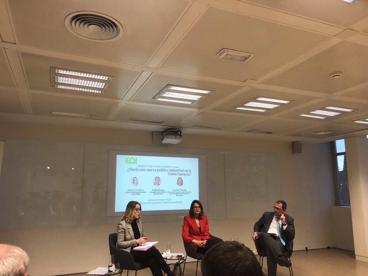 PIMARSL's tweet photo. Hacia una nueva política industrial europea interesante debate en ⁦@eoi⁩ observatorio, proteccionismo, objetivo de producir un 40% de lo que se utiliza en europa ⁦@carmepoveda⁩ ⁦@MariaTrallero⁩ moderador@raulblanco https://t.co/uZg7GsK1kF