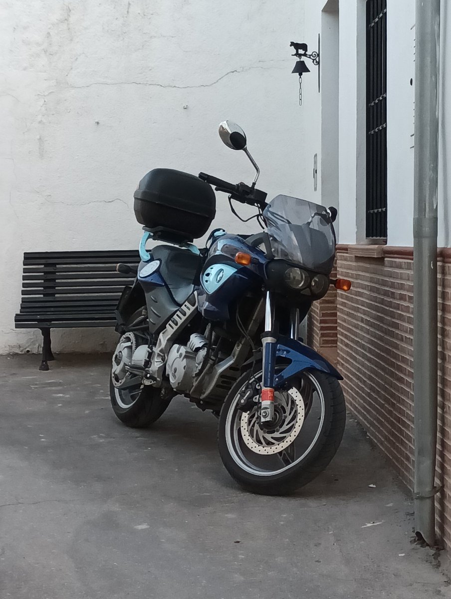 AlvaroAlguacil's tweet photo. Te echaba de menos...
#bmw #f650cs https://t.co/uvUOKGEHuL