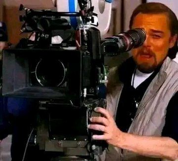 NozFloz's tweet photo. @ChrisExcel102 @Mmabox012 Me recording the whole funeral 🤭🤣🤣🤣🤣🤣 https://t.co/zuNCGJ3NWm