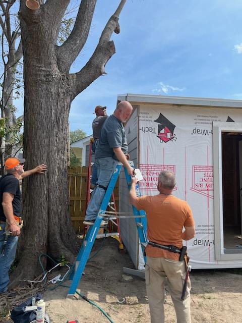 NewLife_247's tweet image. Pray for our team this week as they are down in Lumberton. They are doing a fine job. #newlife247 #BaptistonMission #Lumberton