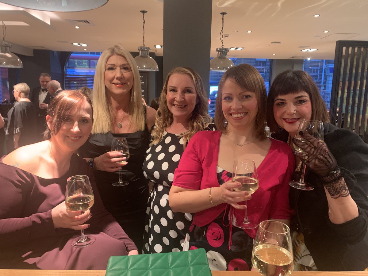 VineSally's tweet photo. Black tie ready ⁦@HSJ_Awards⁩ ⁦@CNTWNHS⁩ Good luck to everyone nominated ⁦@elainef222⁩ ⁦@liddle_clare⁩ @ajs220901🍀 https://t.co/B5IqViTESY