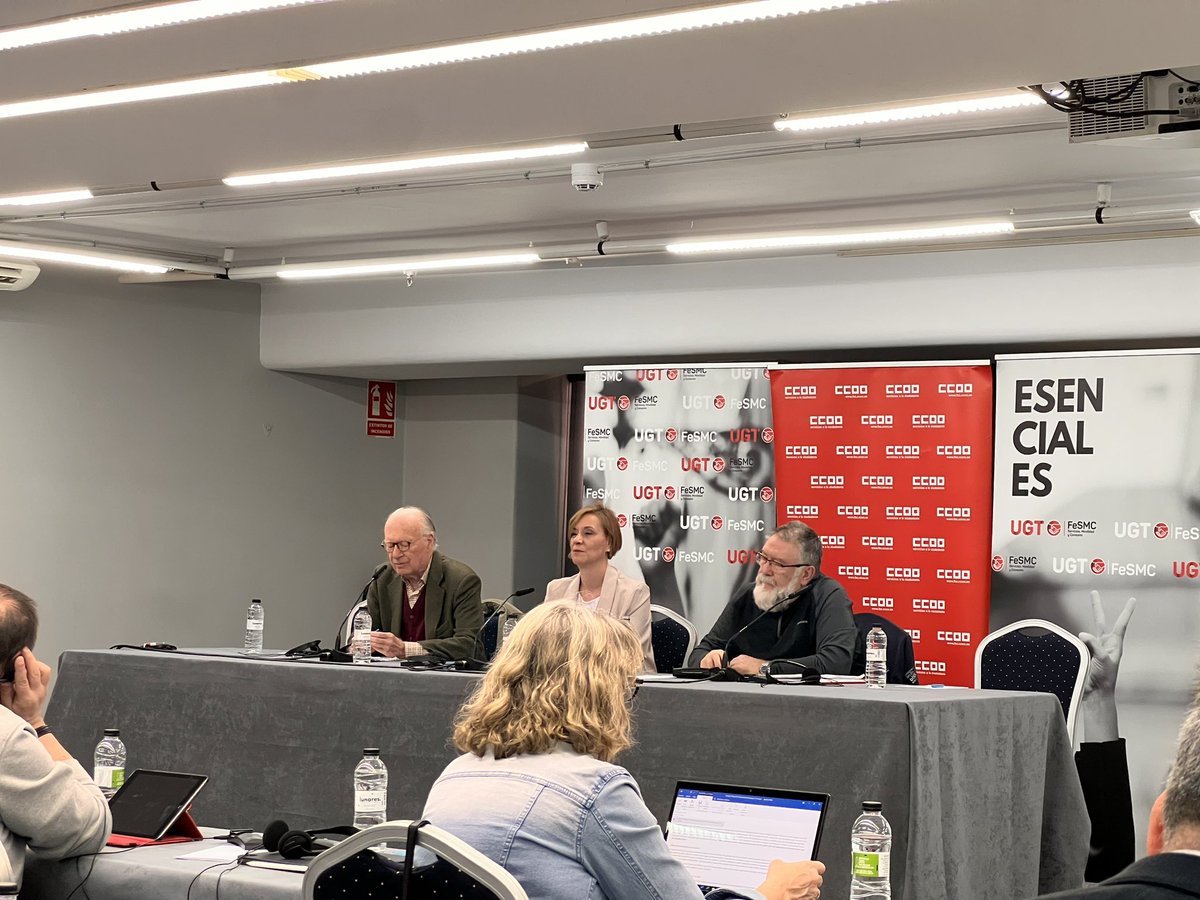JordiNova's tweet photo. La estiba de @FSCdeCCOO y @ETF_Europe asistimos al encuentro #GoLeft.

Siendo parte fundamental de la logística, entendemos que el futuro europeo pasa por garantizar que la cadena suministro garantice los derechos de las y los trabajadores, rechazando siempre a la ultraderecha. https://t.co/TQmtLjMcUA