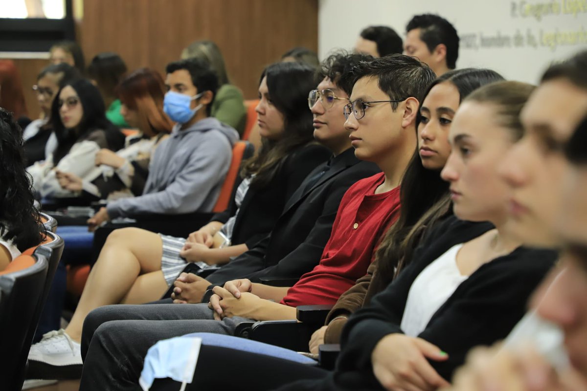 Marta_OrnelasG's tweet photo. Agradezco a la @UAnahuacPuebla por la invitación a la Inauguración del Congreso Internacional #CITUR.
Una gran oportunidad de promoción e innovación para el turismo en Puebla. 👏 https://t.co/fYvnUuAIuM