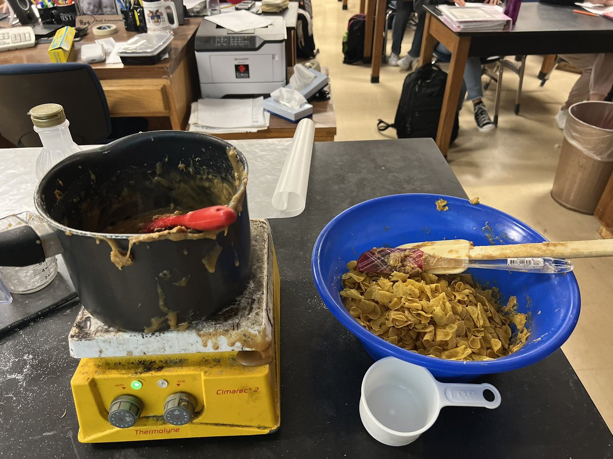 yorkscienceguy's tweet image. Chemistry cookie conversions! #yorkdukes #stoich #chemchat