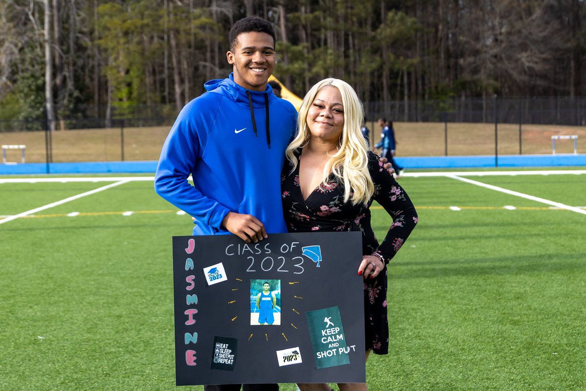 magnum00124's tweet photo. Recap of Senior Night! 

Thank you to all the seniors for your leadership, commitment, and dedication to the sport. We wish you success in your next endeavors!

#MHSTrack #GoIndians #Classof2023 #MHSTrackandField https://t.co/jeFVPrEhTa