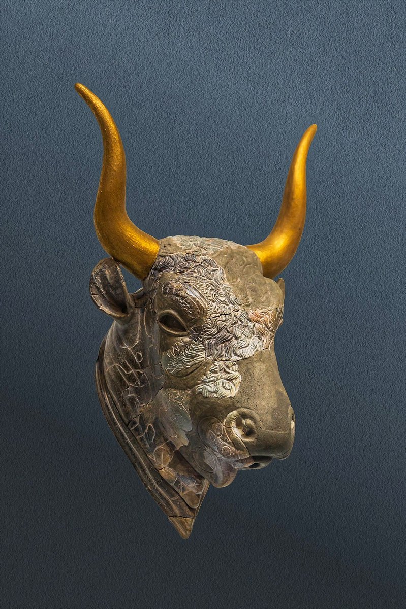 Chlorite bull's head rhyton, from the Minoan palatial centre of Zakros, 1500 - 1450 BC

Archaeological Museum of Heraklion, Crete
