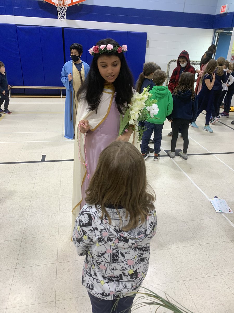RachelCha9's tweet photo. The Grade 7/8 students @NotreDameNF hosted their Catholic Museum today for parents and students to visit! Each chose a Religious Figure to research and write a first person monologue on. They then created a costume to dress as the Religious Figure. #CatholicChurch #CatholicNews https://t.co/T6PzwAG0L8