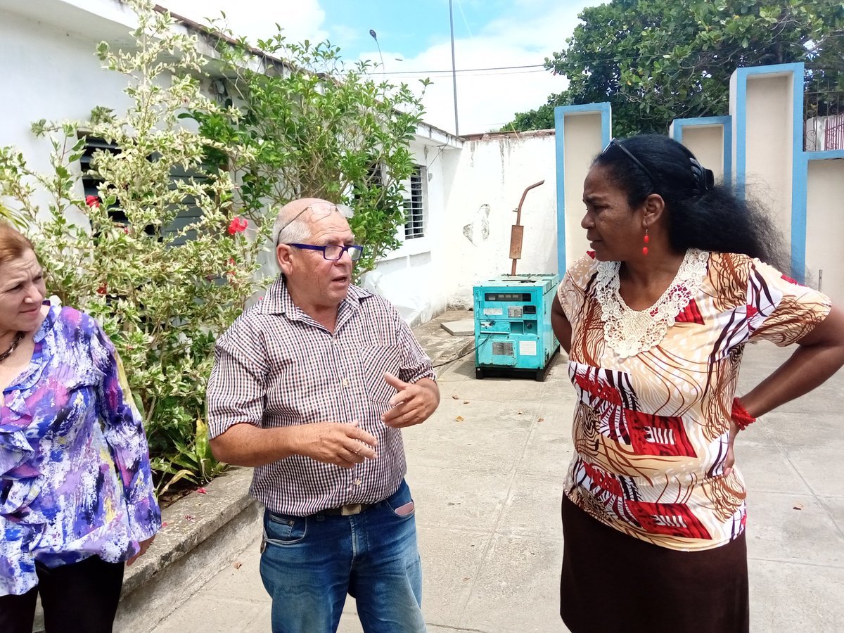 Trabajo minuto a minuto las autoridades electorales de #SanctiSpiritus en los preparativos de las #Elecciones2023 <a href="/Elecciones_Cuba/">Elecciones en Cuba</a> <a href="/NeisaMuro/">Neisa Muro Ríos</a> <a href="/MEspirituana/">@MariposaEspirituana</a> @Orlando69187527