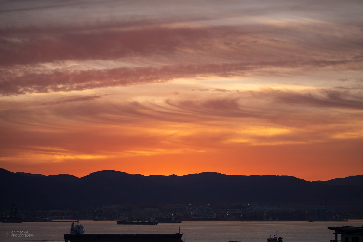 #Gibraltar sunset 23/03/23 @MeteoGib