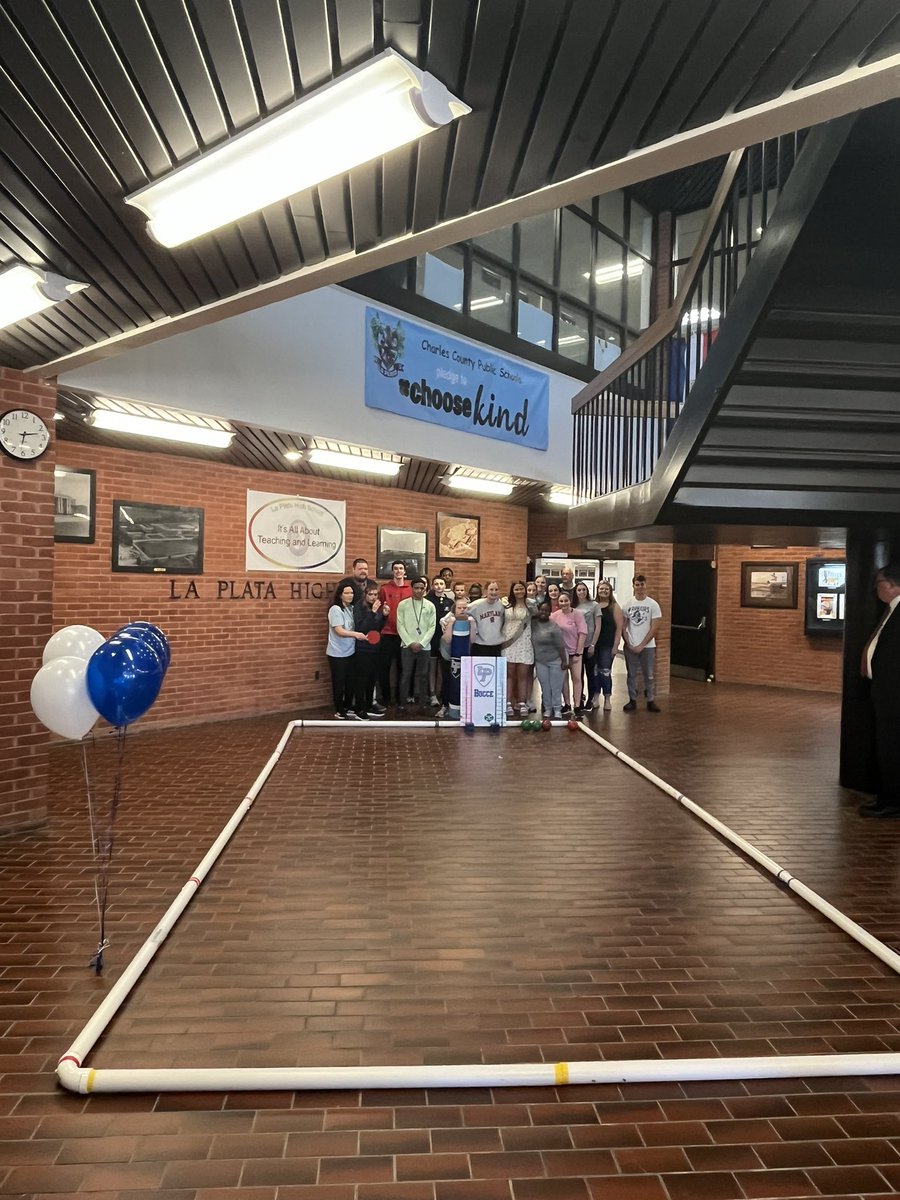 Thank you to Senior Skyler Smith for her donation of a Bocce Court for the LPHS Unified Bocce team. Skyler built the court for her Girl Scouts Gold Award Project.  #PlayUnified @girlscouts @SpOlympicsMD #gsGoldAward