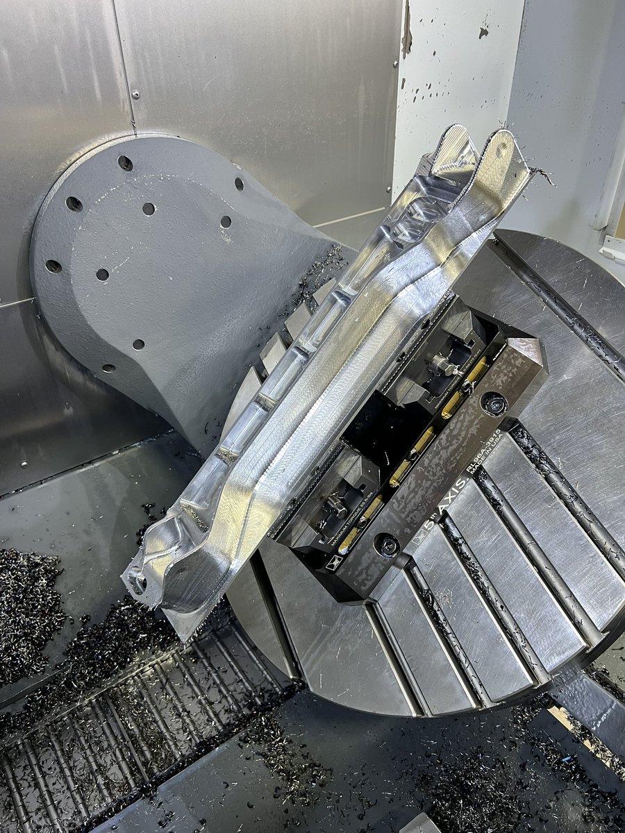 RowdyMfg's tweet photo. We’ve got a new part in progress on the UMC-1000SS making center links out of 4140 PHT. 👇 https://t.co/GCYFvEBunG