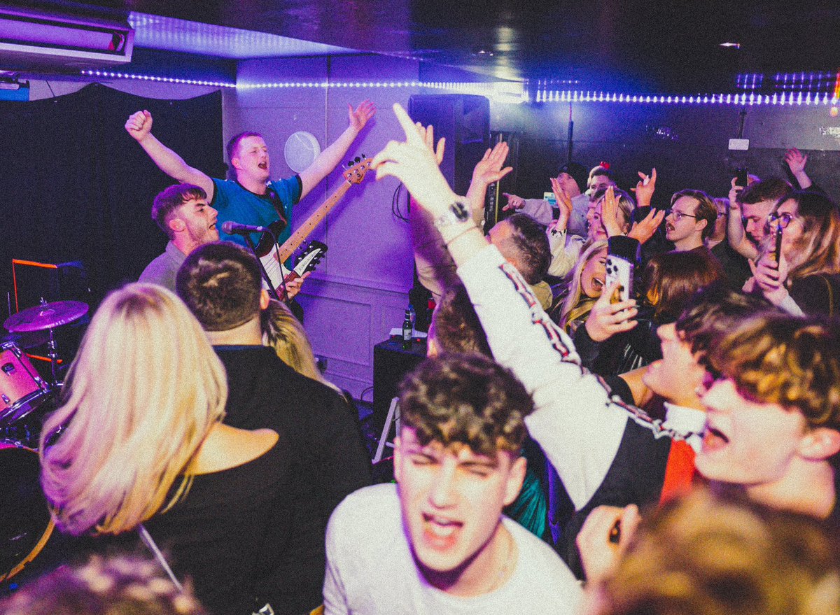 thevoydofficial's tweet photo. We’ve just got our new single ‘Dancing In The Rain’ back from the studio and can’t begin to explain how much of a banger this is. Seriously will be unreal when we play it live at our next gig💥 …Coming very, very soon! ❤️
📸 @BehindTheEyezz https://t.co/rWfGJVtTOE