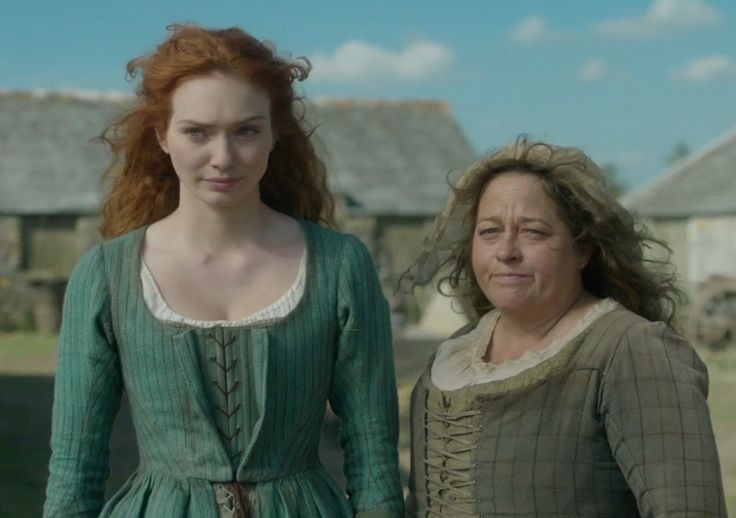 #ThrowbackThursday. The #Poldark days. #BringBackPoldark  <a href="/mammothscreen/">Mammoth Screen</a> <a href="/BBCOne/">BBC One</a> <a href="/masterpiecepbs/">MASTERPIECE | PBS</a> #DebbieHorsfield <a href="/damientimmer/">Damien Timmer</a> <a href="/bbcstudios/">BBC Studios</a> #WinstonGraham   #karenthrussell #ILoveCornwallUK #EleanorTomlinson #AidanTurner Credit pic owner