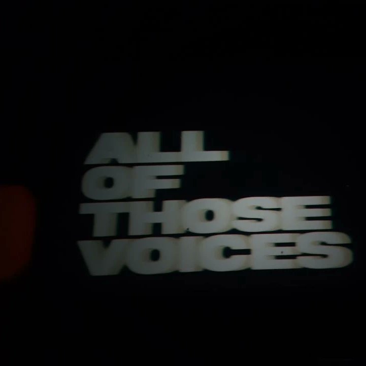 carlo1504's tweet photo. It was an amazing feelinggg to finally watch this piece of art he's been working on for so longggg...❤️ so proud of you @Louis_Tomlinson ❤️ #ProudOfLouis #AllOffThoseVoices #KolkataLousies #LouisTomlinson https://t.co/0cyihmpwM9
