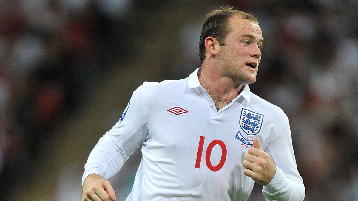 Kurt0411Fifa's tweet photo. Football Fact of the Year: Day 82

Totti > Rooney https://t.co/bKi6oUZUAo